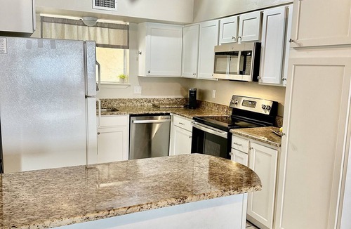 Destin Condo | Beach Getaway! Pet-friendly! Chateau La Mer 15E!