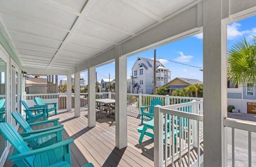 Holiday Beach House | Beach House - Gulf Dream by Panhandle Getaways