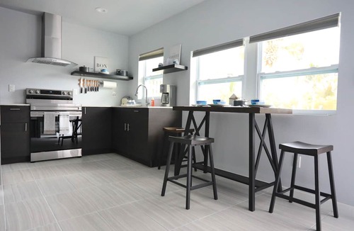 Laurel Condo | Beach is only one a minute drive. Nicely remodeled condo.