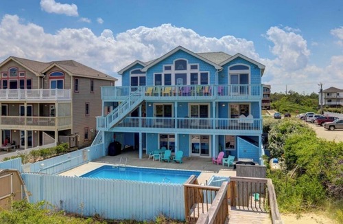 South Nags Head House | Beach Please 8BR 7BA Beachfront Pool Hot Tub