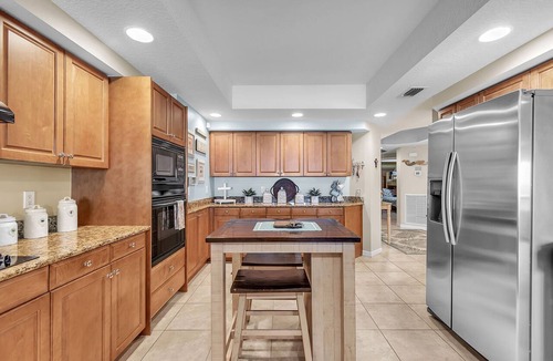 Redington Shores Condo | 🐬Beachfront Condo - La Vistana #A503 - Heated Pool ☀