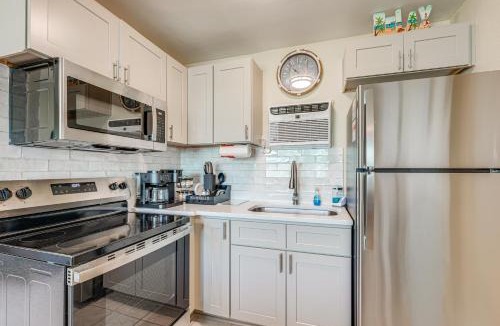 Redington Shores House | Beachfront Condo: Redington Shores Retreat!