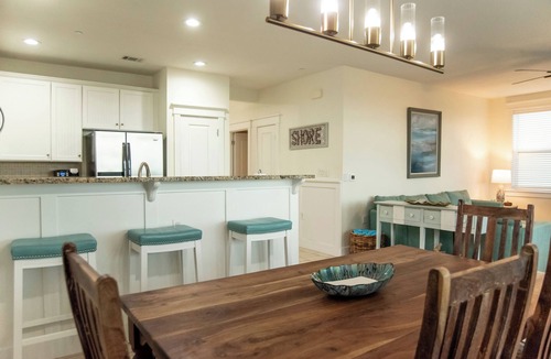 Red Fish Cove Condo | Beachfront Condo with a Spectacular 180 degree view of the Ocean at Pointe West