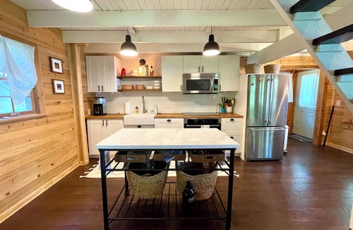 Good Hart Cottage | Beachfront Cottage along Lake Michigan Shores
