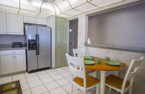 Madeira Beach Condo | Beachfront Escape with Beach, Pool, Hot Tub & Corner Unit. Tickets Included to Top Attractions Daily