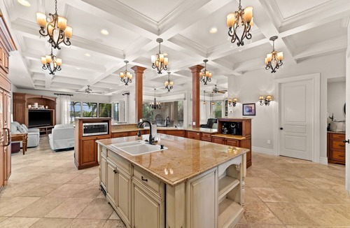 Nokomis House | Beachfront estate near Sarasota with spectacular gulf views