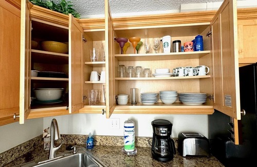 South Island Condo | Beachfront, fantastic views, 11th floor, WiFi, super clean, read our reviews!