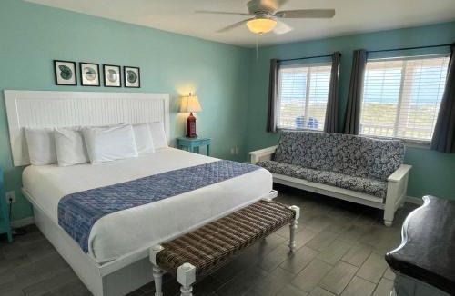 Port Aransas Apartment | Beachgate Condo Suites and Hotel 221 - 222 - 223 condo