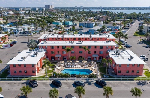 St. Pete Beach Condo | Beachy Life - Sand Sea & Sunsets