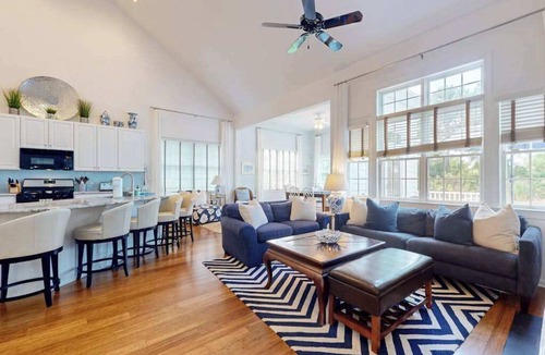 Ocean View House | Bear Trap Dunes home with fabulous shared amenities, jetted tub, & bikes
