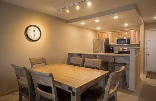 Harbor Springs Condo | Beautiful 2 Bedroom Loft, 2 Bath Condo at Trout Creek #56. Close to Skiing, Golf, Beaches, Biking