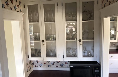 Jamestown House | Beautiful 5 bed home close to Newport, Golf, and Beaches