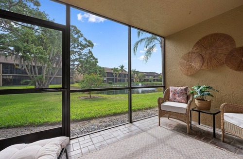 Gulf Gate Estates Condo | Beautiful condo near Siesta Key and Siesta beach
