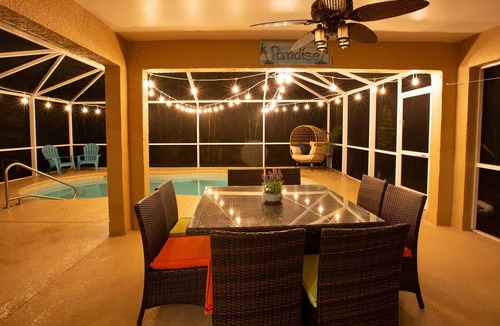 Jacarandas House | Beautiful Home with Heated Salt Pool,☆ 4BR 2br! North Cape-coral! ❤️