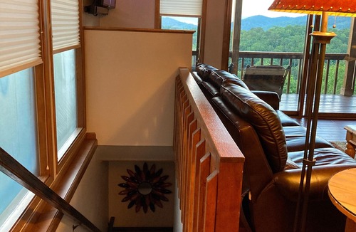 Burnsville House | Beautiful Mount Mitchell Home - Stunning views, decks & hot tub & endless hikes