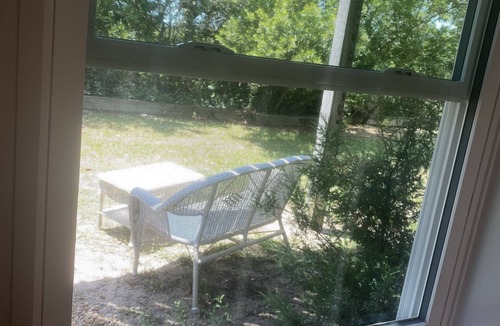 Waves Apartment | Beautiful new property, great location.