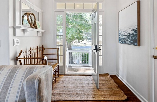 Melrose on the Beach Cottage | Beautiful Oceanfront 2bdr Coastal Cottage - Coastal Cottage