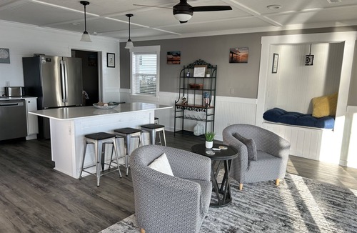 Colington Harbour House | Beautiful waterfront property overlooking the sound
