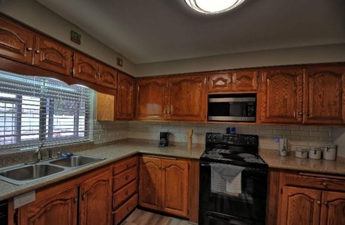 Townsite House | Beautifully updated historical home in the heart of Henderson