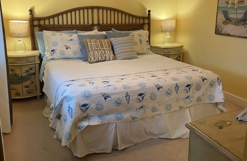 Demere Park House | Beautifully decorated, immaculate townhome. Create best vacation! Oceanwalk O8