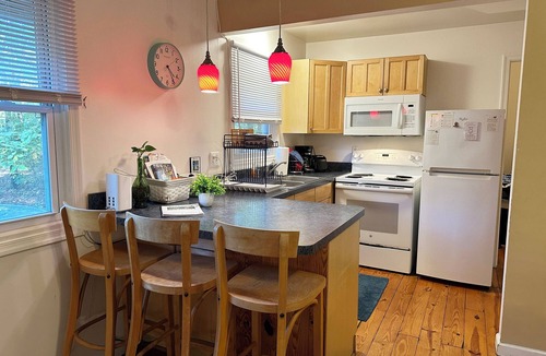Front Royal Cabin | Bedrooms 2, Bathrooms 1, Sleeps 4