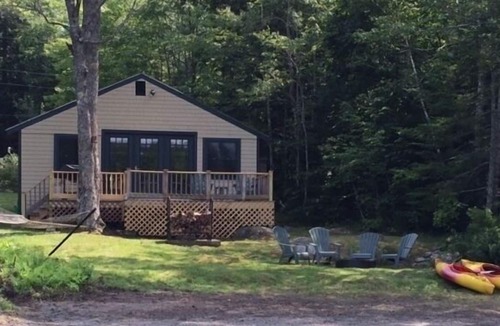 Otis Cottage | Beech Hill Pond Cottage - w/Sandy Beach Near Acadia & Bar Harbor