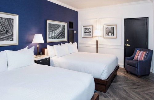 Capitol Hill Hotel | Best Escape in DC! 2 Units Perfect for Families! Close to Top Attractions!