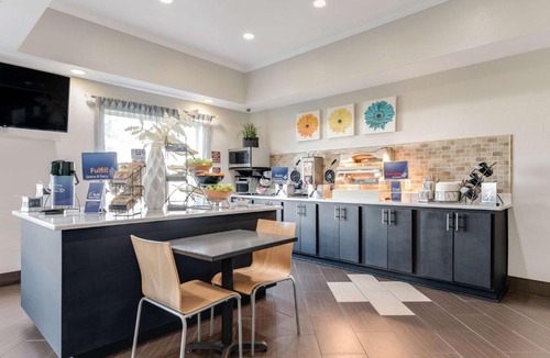 Auburndale Hotel | Best Western Auburndale Inn & Suites