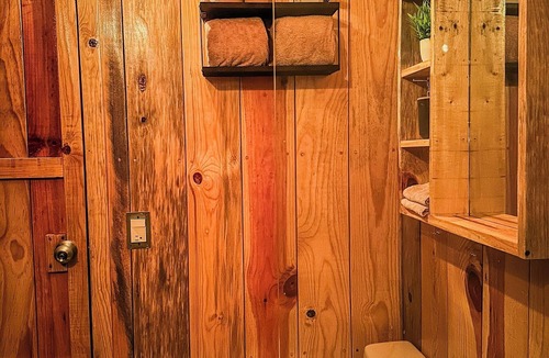 Mineral del Chico Bed & Breakfast | Biciting Combi Love Glamping with Jacuzzi and Views