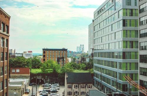 Center City Apartment | Billy Penn Studio at Kestrel Hotel