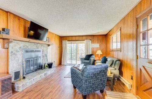 Murphy House | Birdwatching, Board Games & BBQs: Cabin in Murphy!