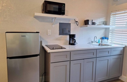 St. Pete Beach Hotel | Blind Pass Resort Motel