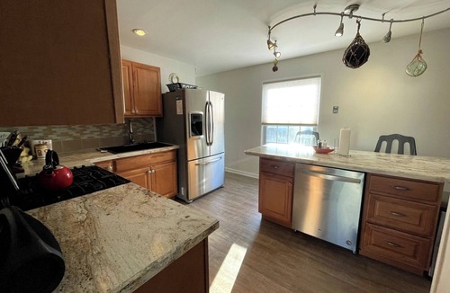Brigantine House | Blue Betty- 3 BDRM Mid-Century Charmer Near Beach