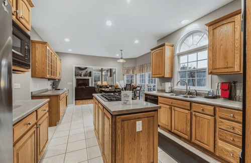 Hendersonville House | Blue Ridge Lookout | Hot Tub, Fire Pit, Mtn Views