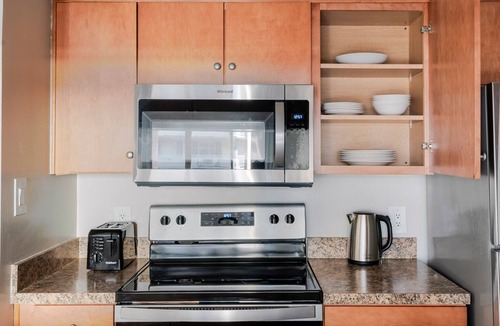Connecticut Ave - K Street Apartment | Blueground | Connecticut Ave/K Street, rooftop, nr White House
