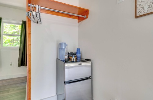 Schroon Lake Apartment | Boat, Fish & Hike! All-Season Schroon Lake Getaway
