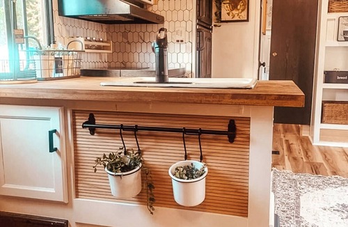 Millville House | Boho Farmhouse Camper with AC in Harpers Ferry