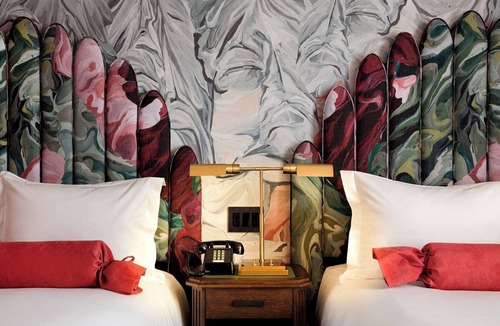 Chinatown Hotel | Boutique DC Escape | 1 Unit | Gym Access | Near White House & Mall