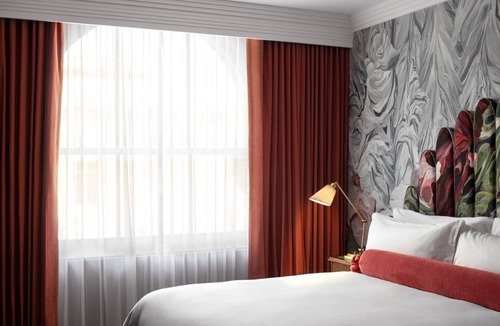Chinatown Hotel | Boutique DC Escape | 1 Unit | Gym Access | Near White House & Mall