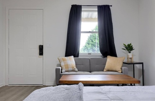 Akron Bed & Breakfast | Boutique Motel In Akron