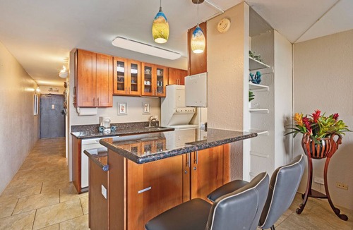 Maalaea Condo | Breezy Maalaea Oceanfront Condo Newly Renovated Pool BBQ Near the Harbor