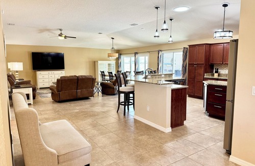 The Villages House | Brewed Awakening - 3/2 w/Private Pool and Golf Cart in The Village of Sanibel