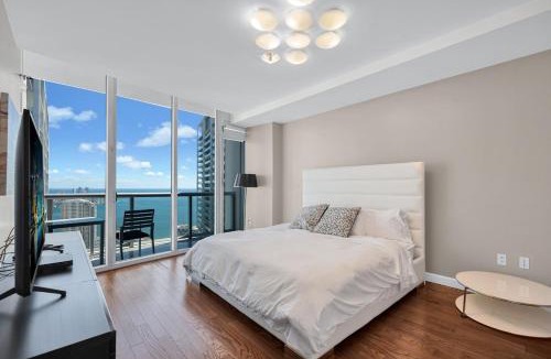 Downtown Miami House | Brickell Luxury 1BR Hotel Tower Bay Views