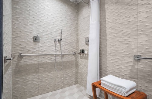 Brickell Hotel | Brickell Suite | Scenic Views & Modern Comfort Near Downtown Attractions