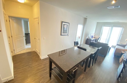 Radnor - Fort Myer Heights Apartment | Bright 1-Bedroom Retreat in Arlington — Free Parking + Gym Access