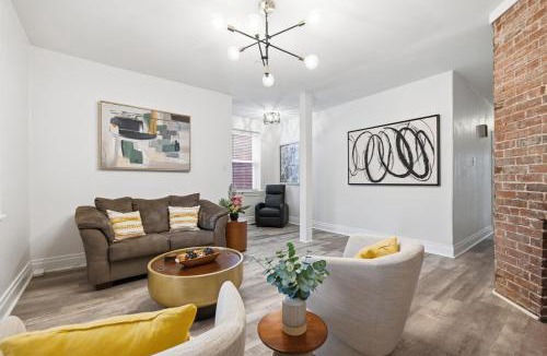 Brighton Heights House | Bright & Clean 2BR Near Downtown Porch Parking