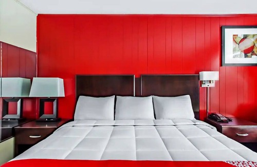 Ridgeland Hotel | Budget-Friendly Room w/Flat-Screen TV in Ridgeland