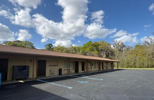 Fellowship Hotel | Budget Host Inn Ocala I-75