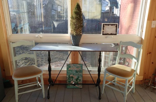 South End Apartment | Burlington Walkabout Peaceful City Retreat-Walk to EVERYTHING downtown.