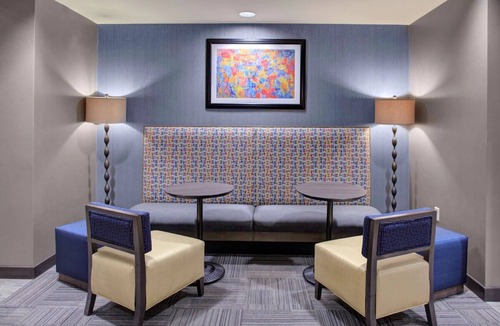 Columbus Hotel | Business & Pleasure Hub | Free WiFi | Minutes from Downtown | Free Hot Breakfast